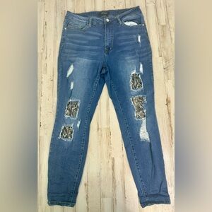 Judy Blue Jeans Womens 16W Blue Mid Rise Distressed Snake Print Skinny